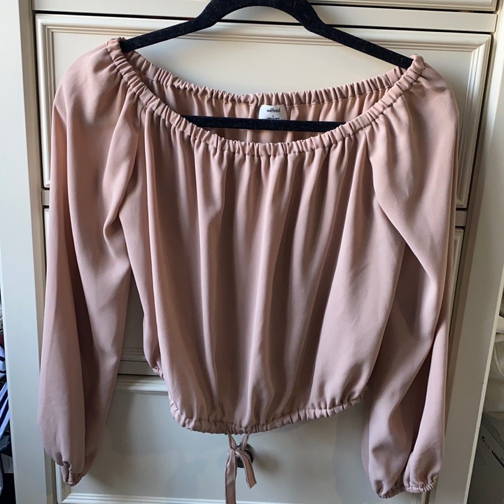 Aritzia Wilfred Crop Top
